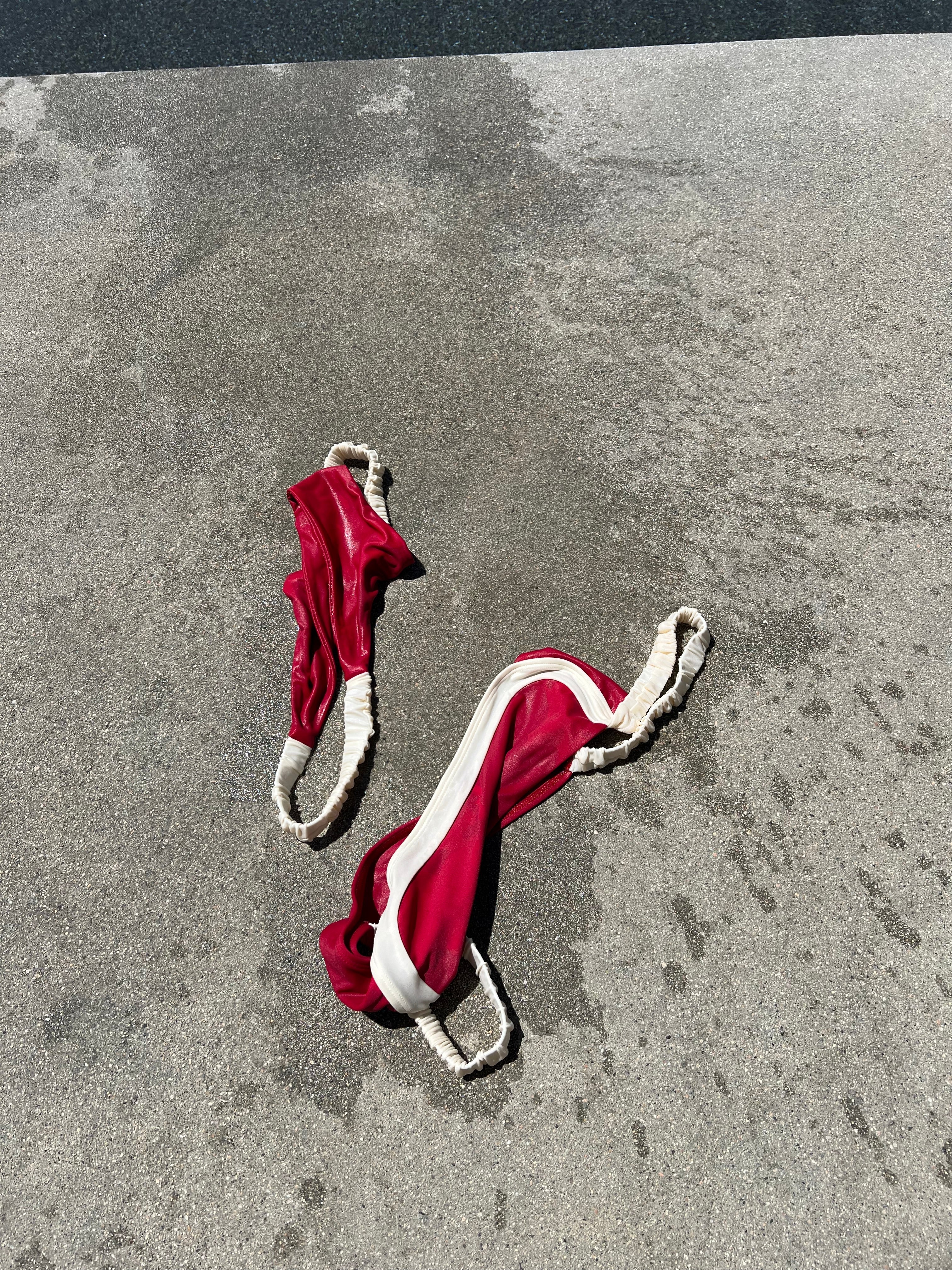 Red Velvet Bottom